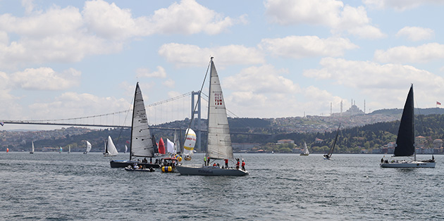 Yılın İlk Boğaz Yarışı 50 Yelkenliyle Start Aldı